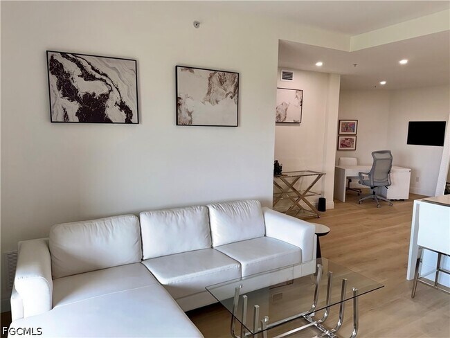 23159 Amgci Way Unit 306