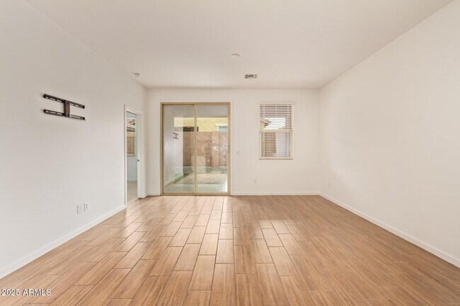 Photo - 14202 W Willow Ave