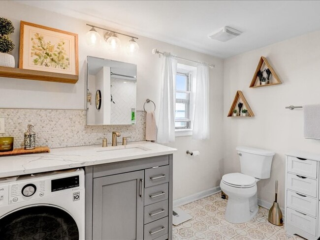 Photo - 606 Beach Ave Unit 3