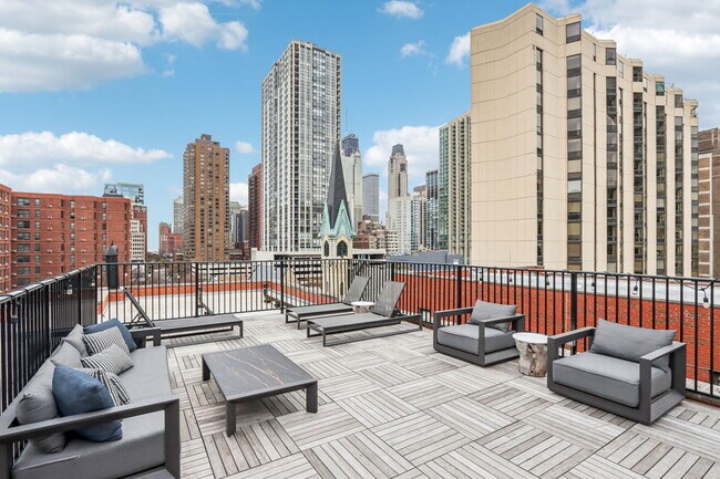 Photo - The Oliver on LaSalle