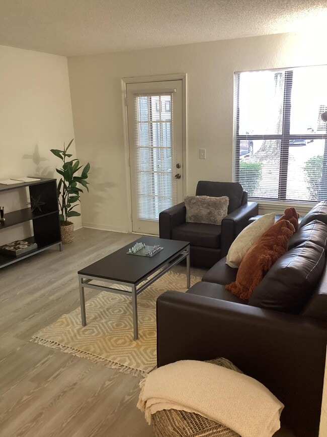 Photo - Forest View Apartments