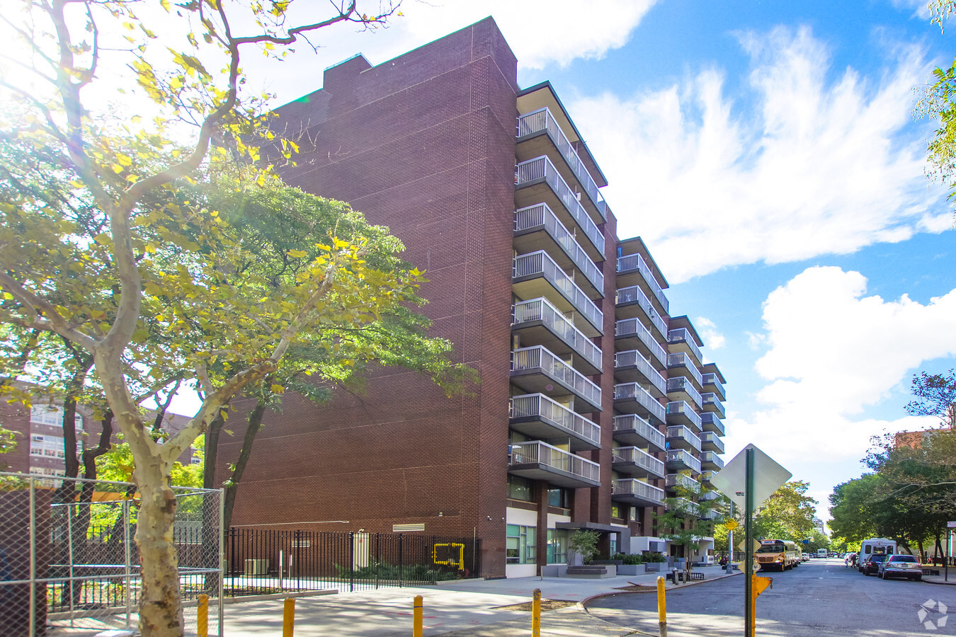 Photo - Tanya Towers Apartments