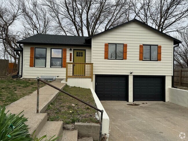 Building Photo - Beautiful 3/2 in Independence Rental