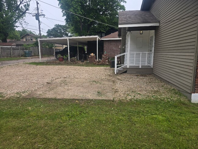 Photo - 2000 Carnes Ave