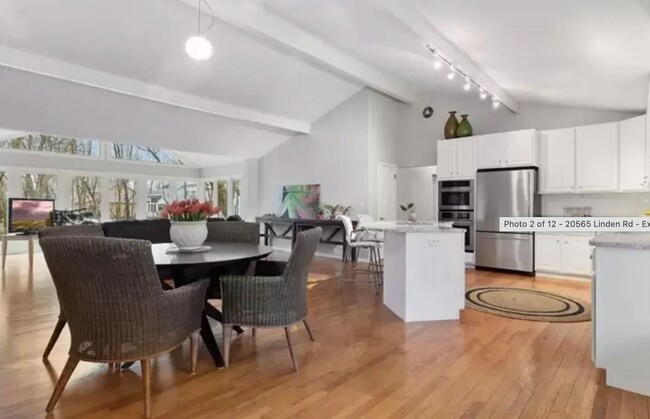 Dining Room - 20565 Linden Rd