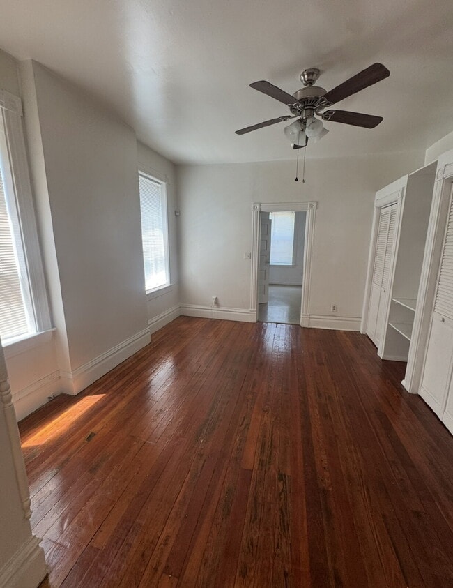 Photo - Charming 2-Bedroom Apartment in South St. Louis – Available Now! Unit 2F