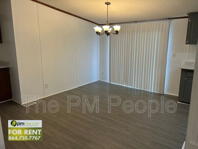 Photo - 920 Prince Perry Rd