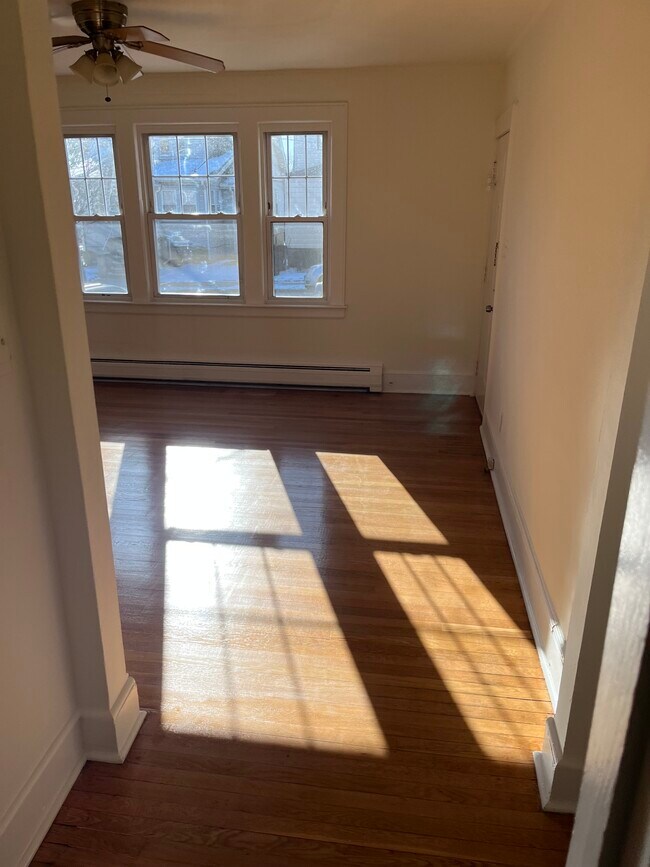 Photo - 12 Abbott Pl Unit 12