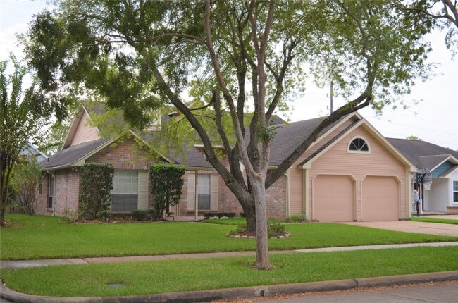 Photo - 3318 Kempwood Dr