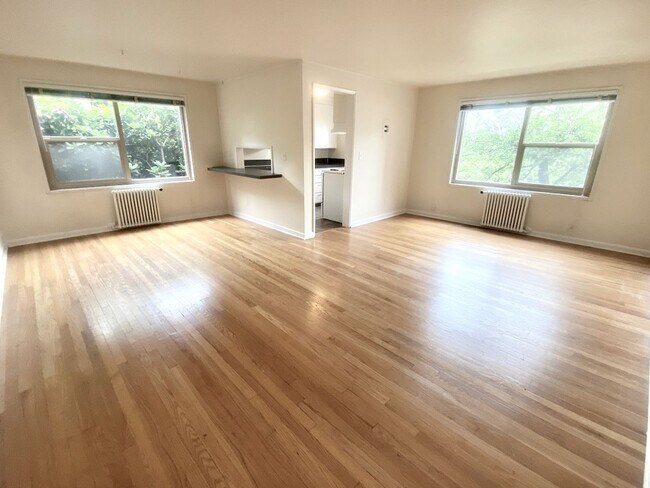 Photo - Edgecliff