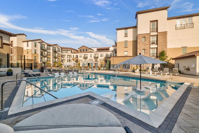 Photo - Double R Apartments