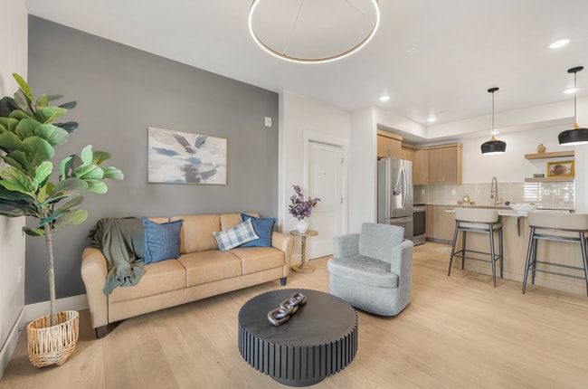 Building Photo - Lincoln Crossing Apartments Unit 3108