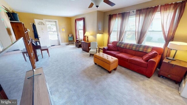 Photo - 309 Colonial Ave