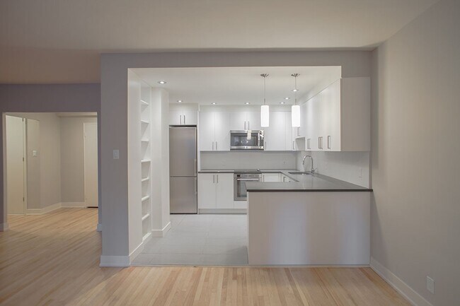 Photo - 3495 Rue de la Montagne Unit 409