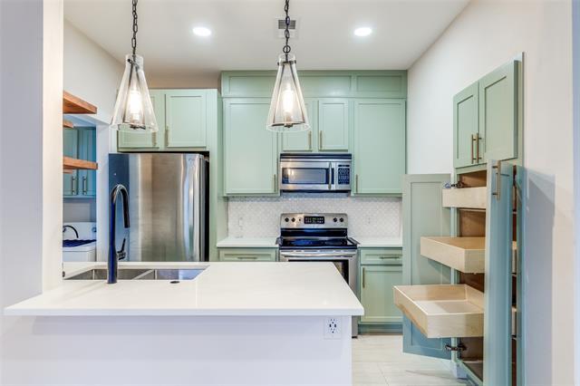 Photo - 4067 Beltway Dr Unit 111