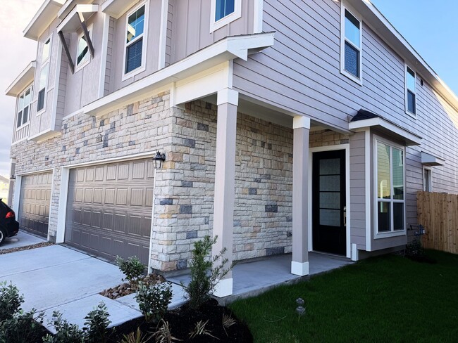 Photo - 2218 Via Vicky Rd