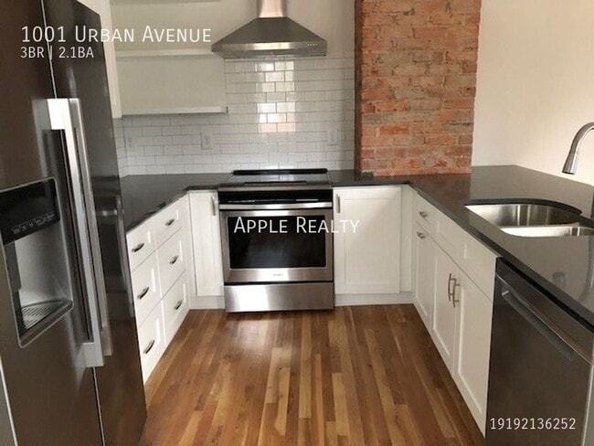 Photo - 1001 Urban St