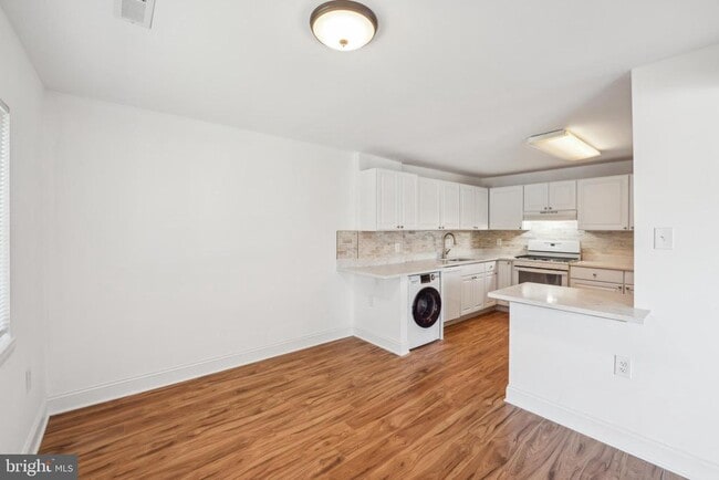 Photo - 18808 Walkers Choice Rd Unit 4