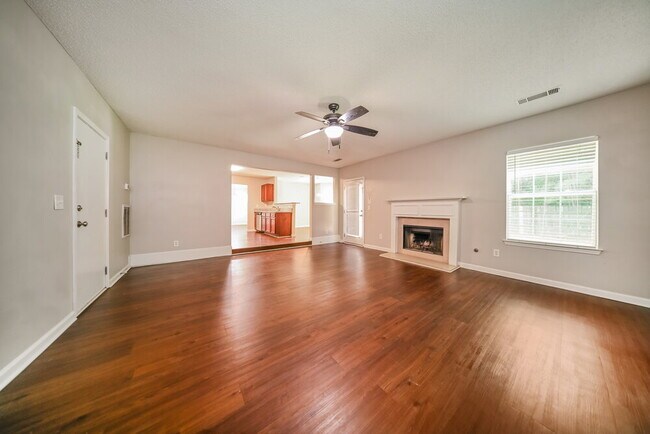 Photo - 53 Birchfield Ct