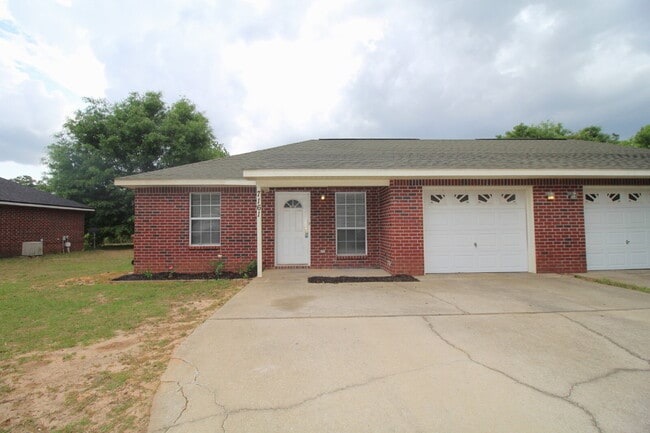 Building Photo - Don’t Miss This Milton Duplex — 2BR/2BA Brick Home with Garage, Walk-In Closet, Open Living Space...