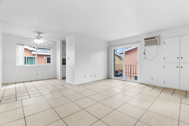 Photo - 10023 Sepulveda Blvd