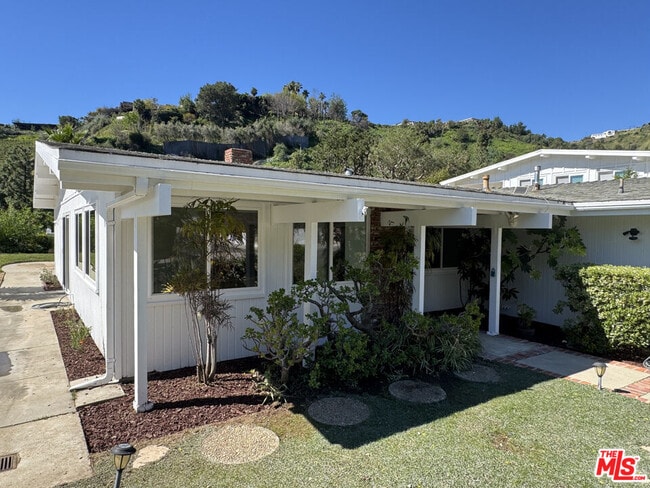 Photo - 1271 El Hito Cir