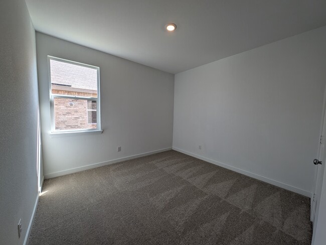 Photo - 325 Texas Trl