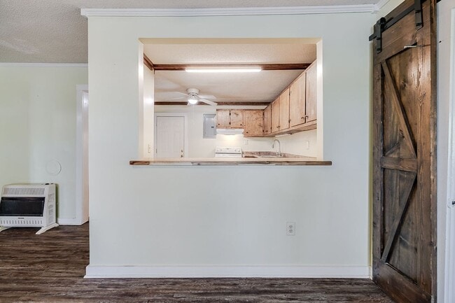 Photo - Spacious 3BR Home in Newington – Quiet Living with Room to Enjoy