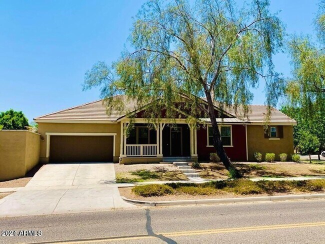 Photo - 20553 W Hamilton St