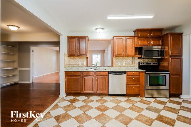 Photo - 5302 Broadmoor Pl