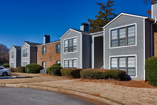 Charleston Oaks Apartments