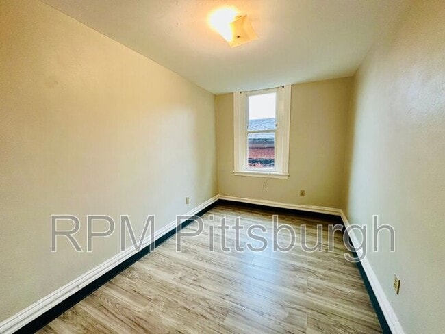 Photo - 1017 Emporia St