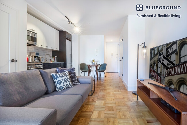 Photo - 67 Wall St Unit FL22-ID227