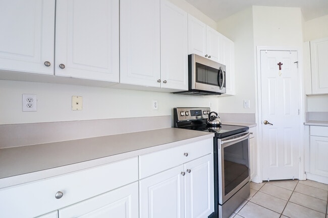 Photo - 5663 NW 112th Plz