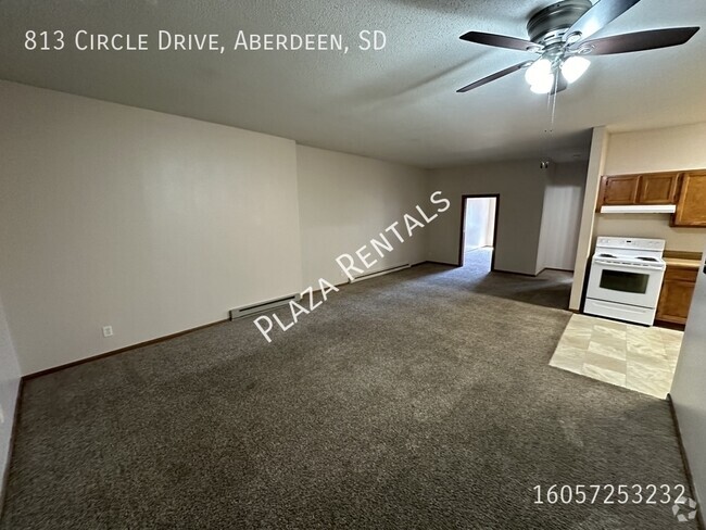 Building Photo - 10 9th Ave SW Unit 15 Rental
