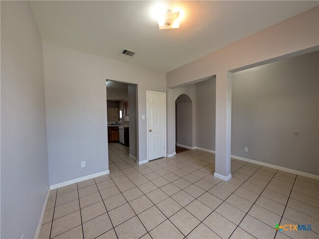 Photo - 3017 Lodgepole Ln