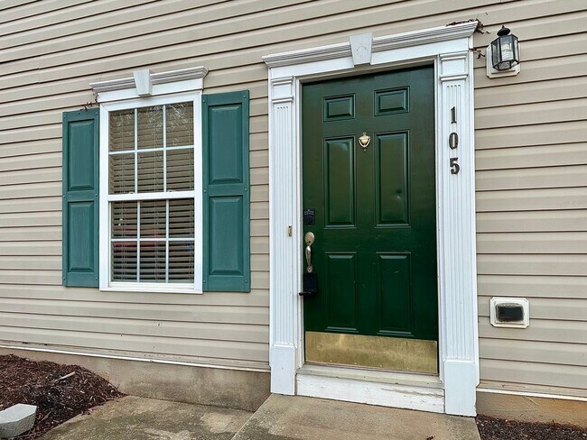 Photo - End-Unit 3BR Townhome Minutes to NCSU, Downtown & Crossroads