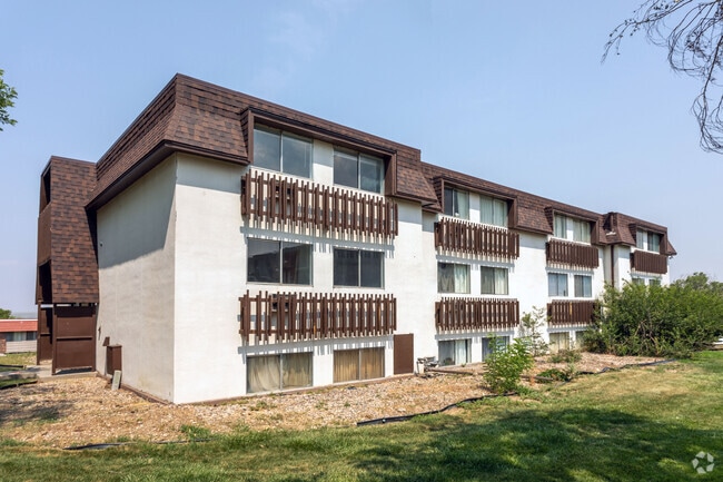 Photo - Pronghorn Apartments