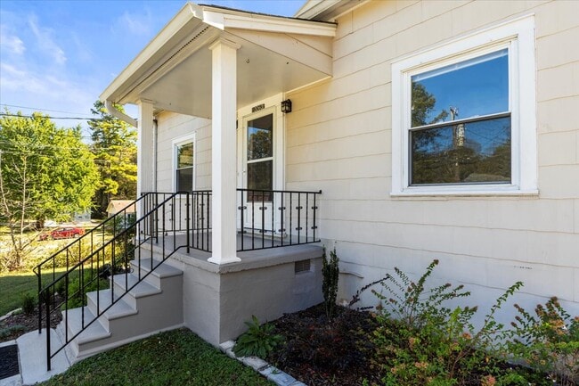 Photo - 10060 Central Dr