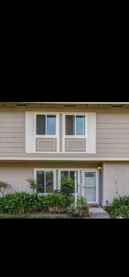 Photo - 4880 Saginaw Cir