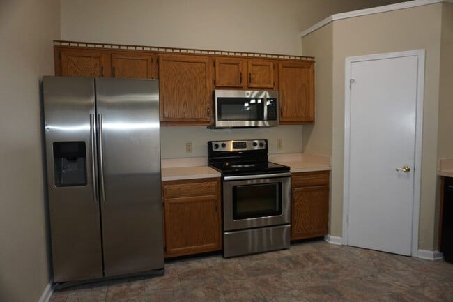 Photo - 3 Bedroom 2 bathroom House on the Southside of Jacksonville. No additional fees.