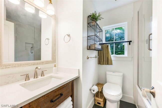 Photo - 1437 Sandpiper St