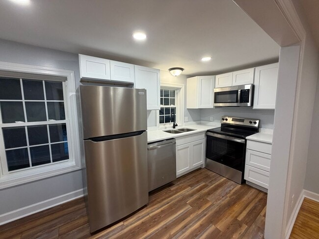 Photo - 1613 St Andrew St