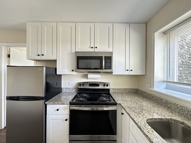 Photo - 1923 Old Willow Rd Unit 2