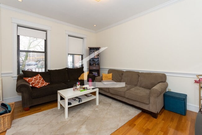 Photo - 37 Glenville Ave