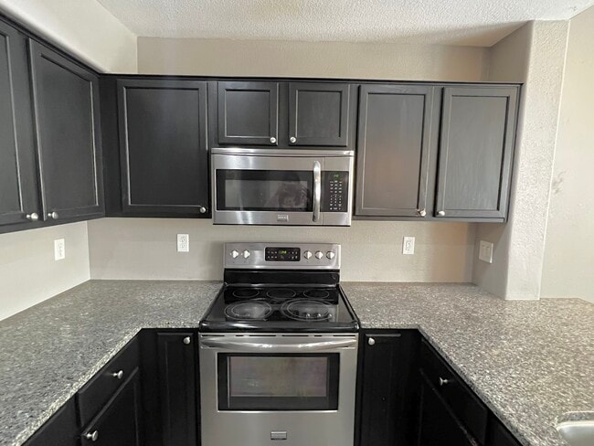 Photo - 1886 E Don Carlos Ave