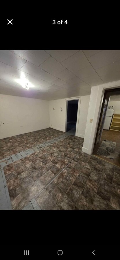 Photo - 11 W Gates St