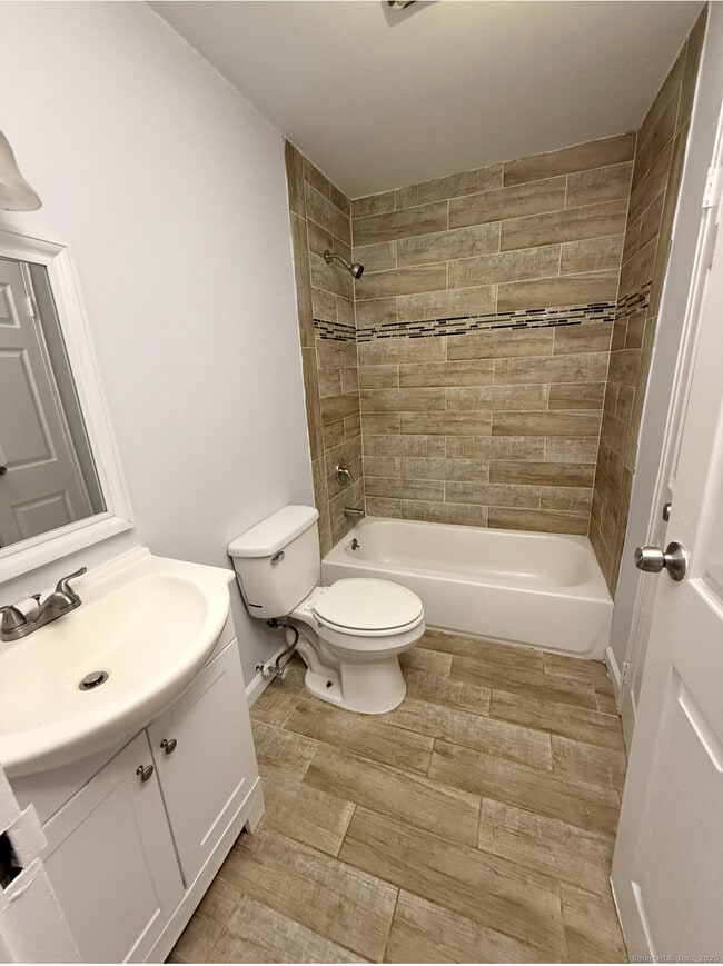 Photo - 24 Coleman St