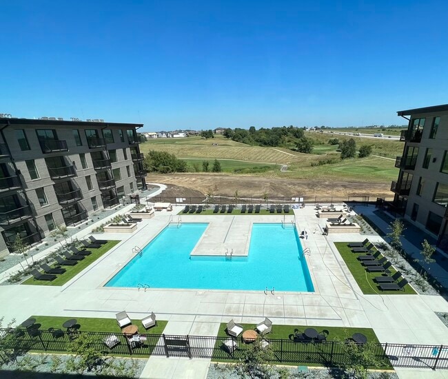 Building Photo - The Standard at 36th Street