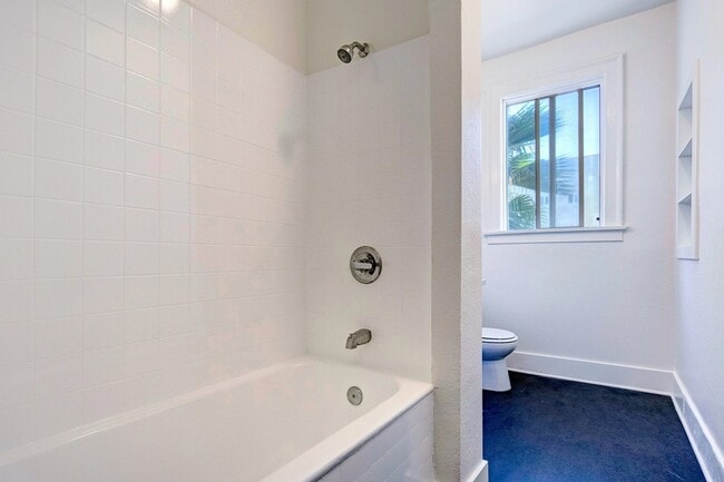 Photo - 2801 San Marino St Unidad 6